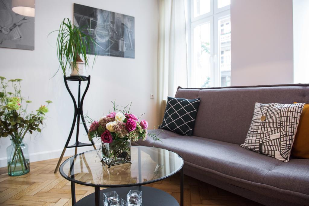 Apartment Art & Jungle *